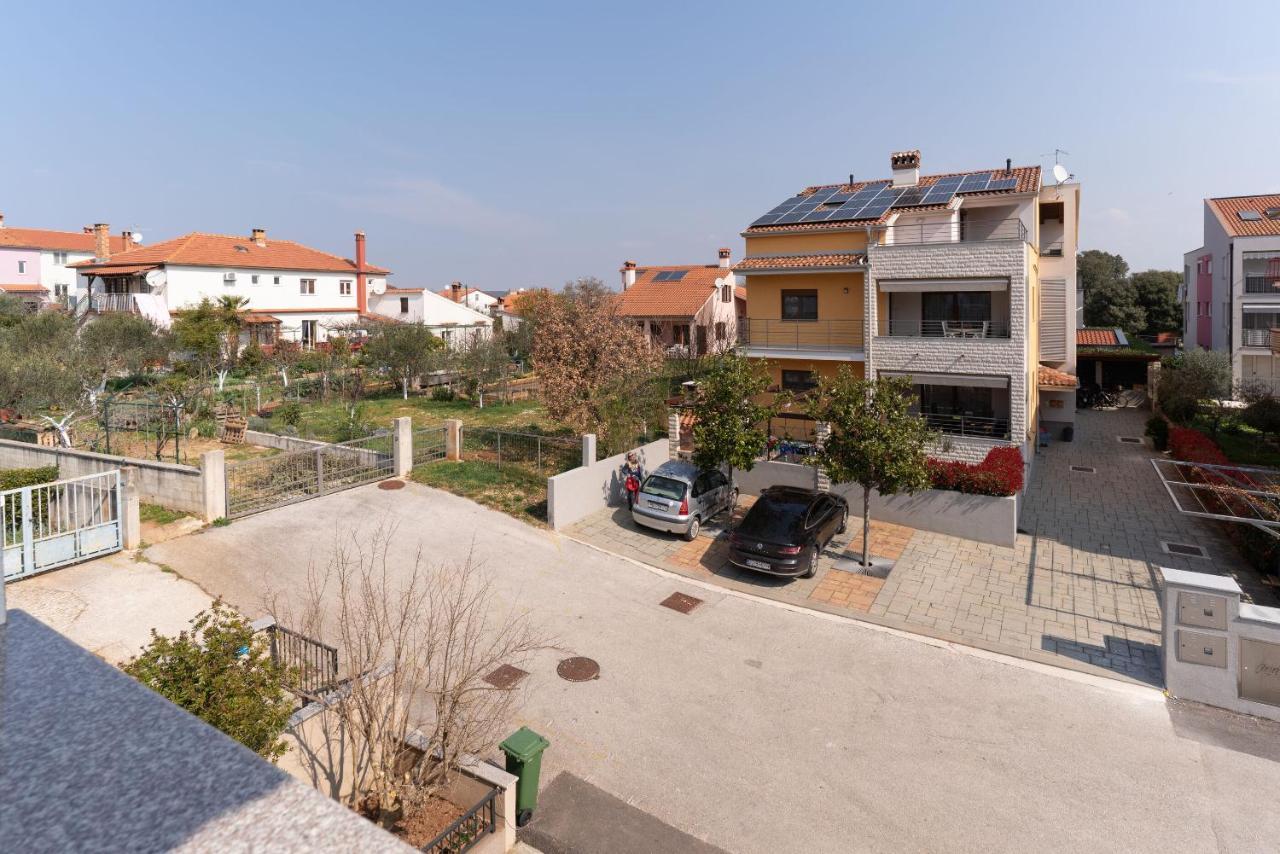 Apartments Anamarija Rovinj Buitenkant foto